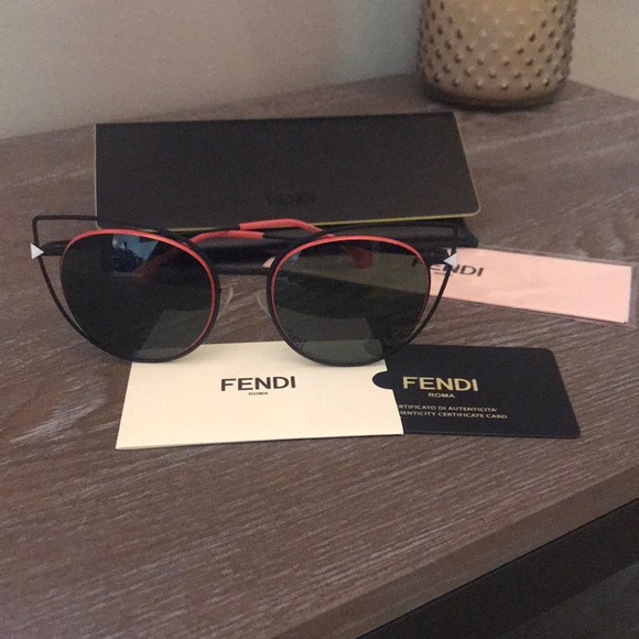Fendi Cat Eye Sunglasses (FF 0176/S 003DN)